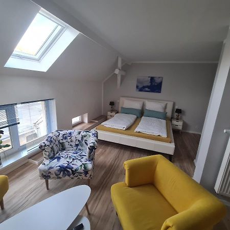 Gaestezimmer Treuen - Bed & Breakfast Extérieur photo