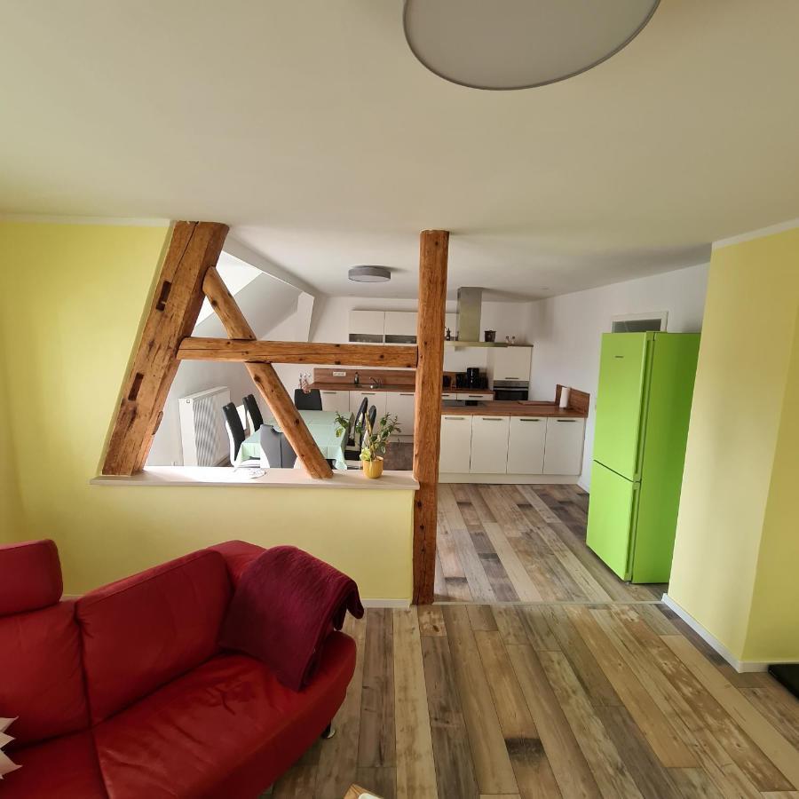 Gaestezimmer Treuen - Bed & Breakfast Extérieur photo
